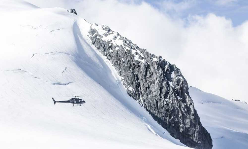 Scenic Heli Flight with Glacier Landing - 1 Hour