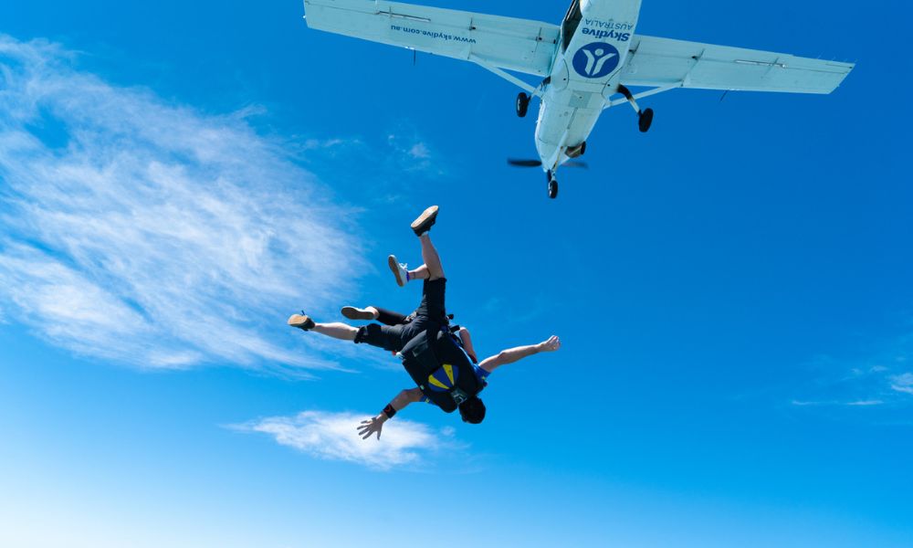 Mission Beach Tandem Skydive up to 15,000ft with Transfers 