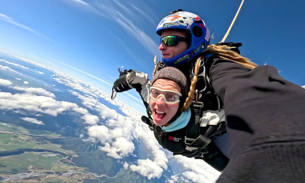 Franz Josef and Fox Glacier Tandem Skydive - 16,500ft