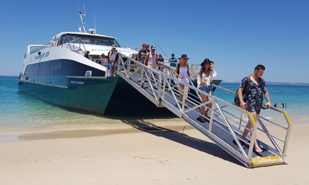 Great Keppel Island Coral Viewing and Lunch Cruise