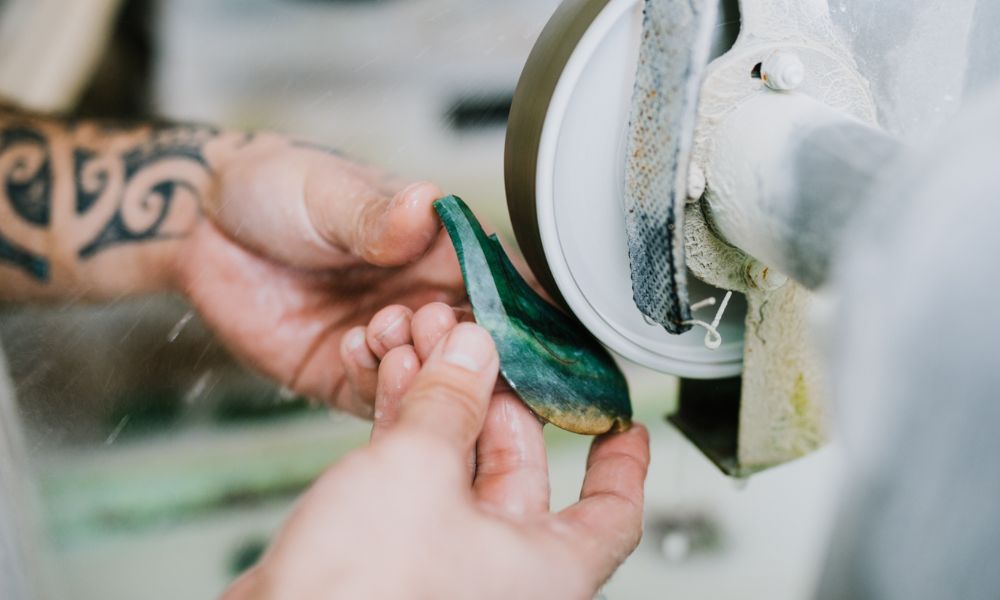 Rotorua Mountain Jade Carving Studio Tour - 40 Minutes