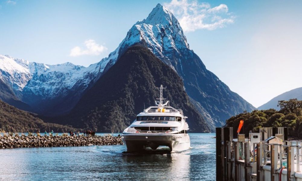 Premium Milford Sound Cruise - 1:30pm