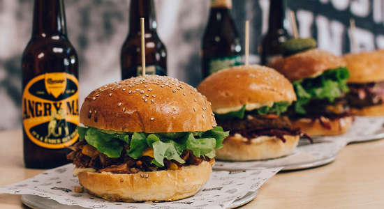 Main Street Burger Bar Byron Bay - Burger, Chips and Beer Combo