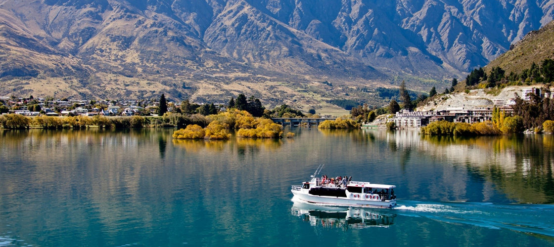 Queenstown Scenic Lake Cruise - 11am Departure