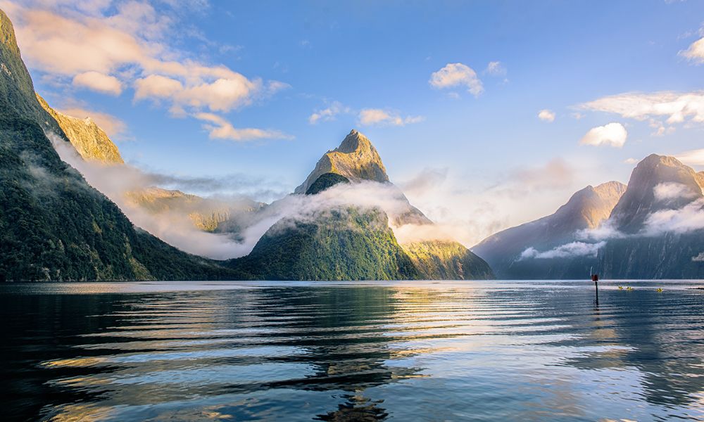 Milford Sound Small Group Tour, Cruise, Picnic Lunch from Queenstown