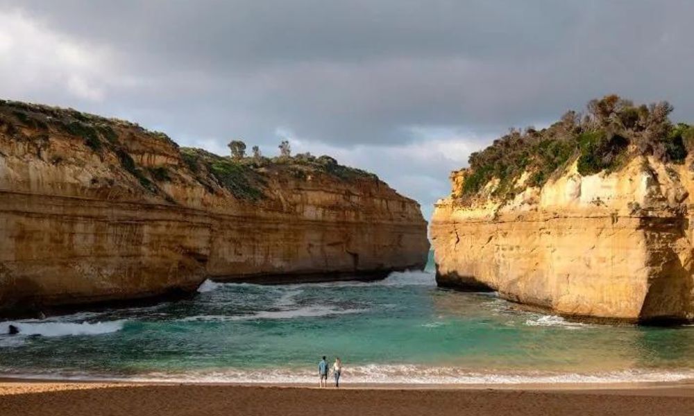 Great Ocean Road and 12 Apostles Tour from Melbourne - Full Day