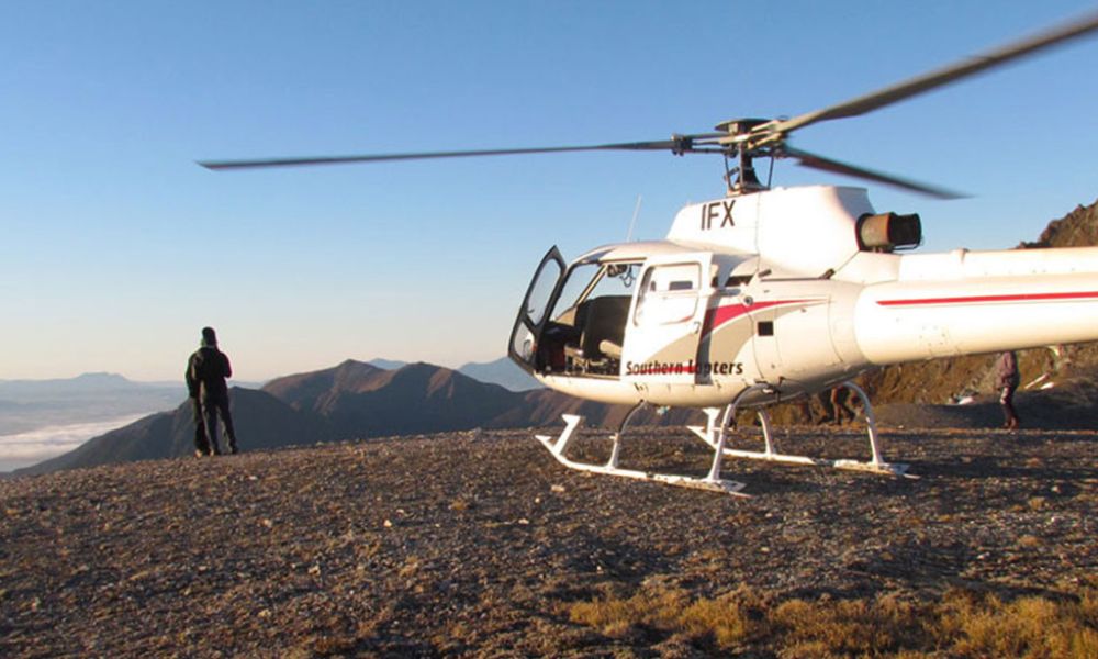Luxmore Hut and Kepler Track Helicopter Hike - 6.5 Hours
