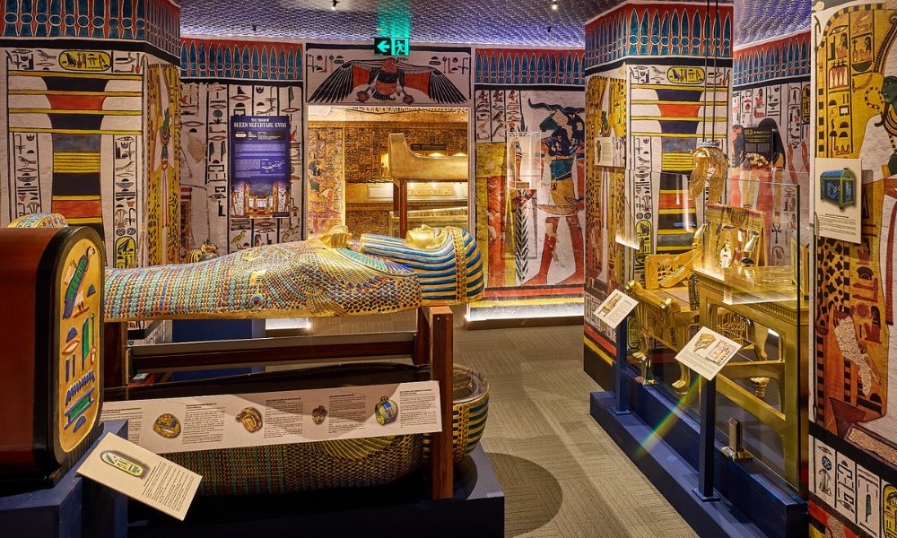Tomb of the Pharaohs Guided Evening Tour - 90 Minutes