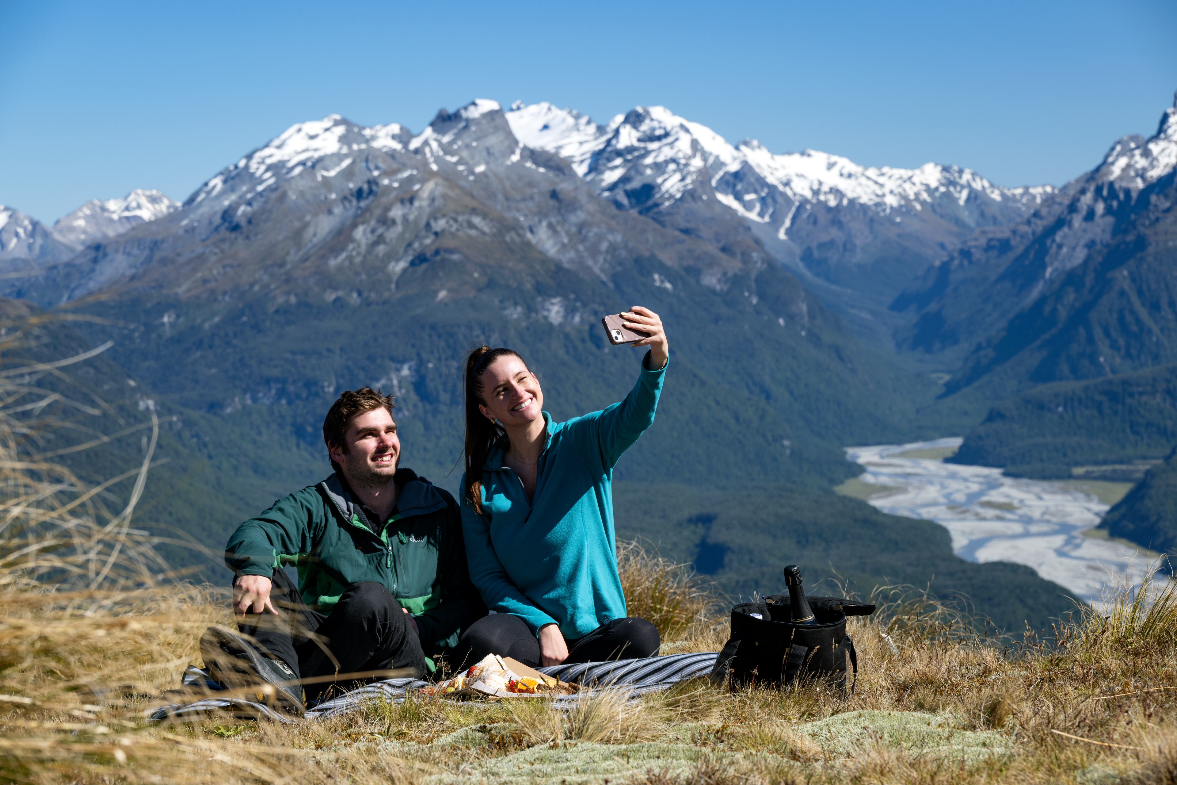Glenorchy Scenic Helicopter Flight with Mount Alfred Picnic