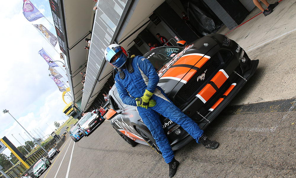 V8 Mustang 8 Lap Drive Racing Experience - Melbourne