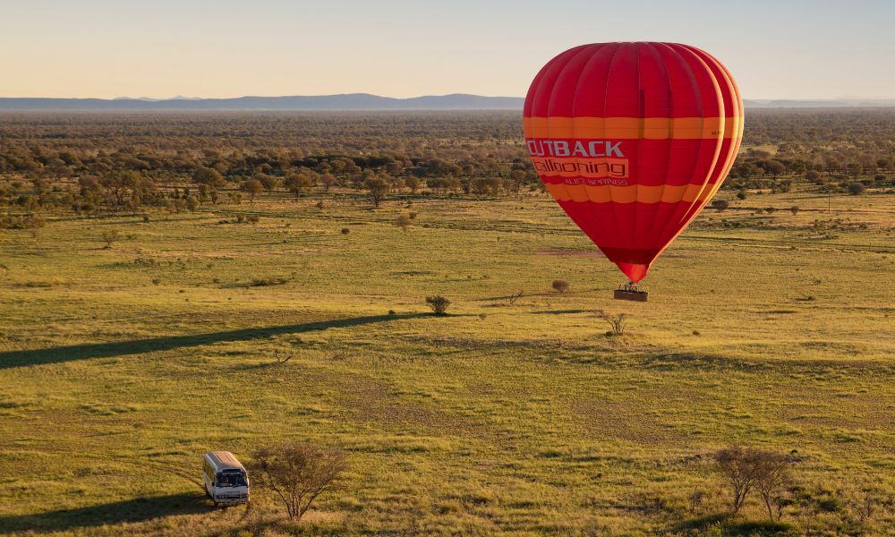 Hot Air Balloon Flight over Alice Springs - 60 Minutes