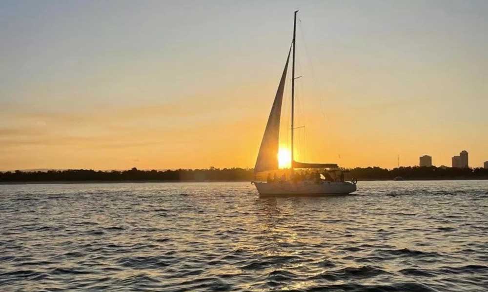 Broadwater Sunset Sailing Cruise