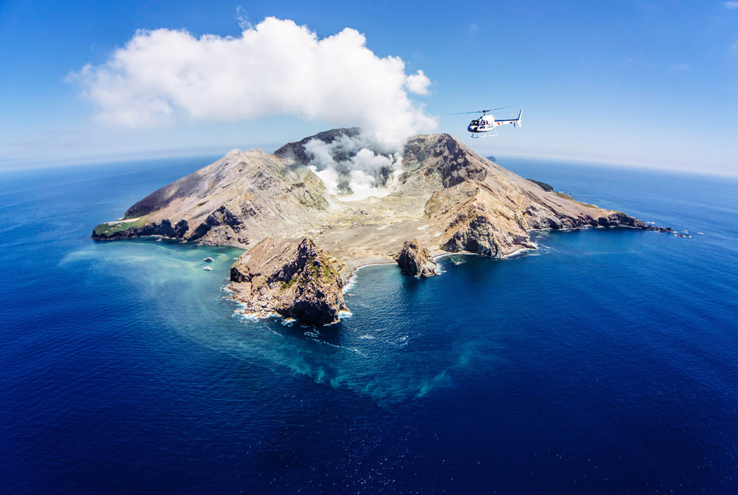 The Top 10 Things to do in the Bay of Plenty, NZ - White Island Scenic Flights